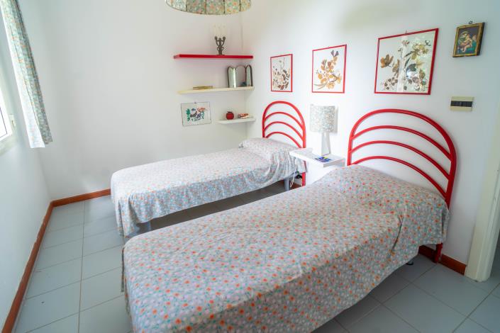 Image No.10-4 Bed Villa for sale