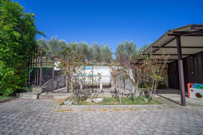 Image No.10-5 Bed Villa for sale