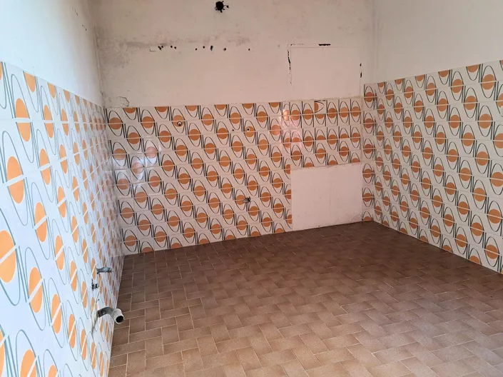 Image No.15-4 Bed Farmhouse for sale