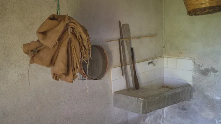 Image No.37-4 Bed Farmhouse for sale