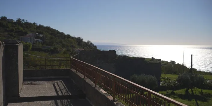 Image No.38-4 Bed Farmhouse for sale