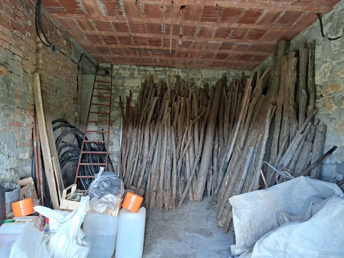 Image No.4-4 Bed Farmhouse for sale