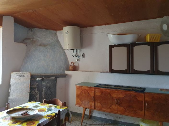 Image No.11-1 Bed Property for sale