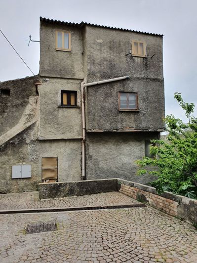 Image No.4-1 Bed Property for sale