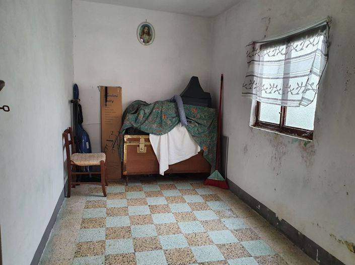 Image No.5-1 Bed Property for sale