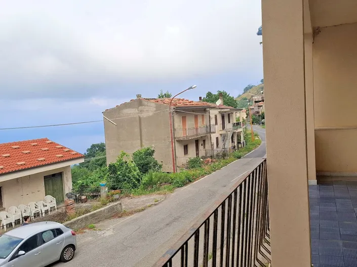 Image No.24-2 Bed House for sale