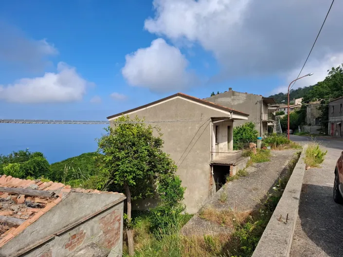 Image No.31-2 Bed House for sale