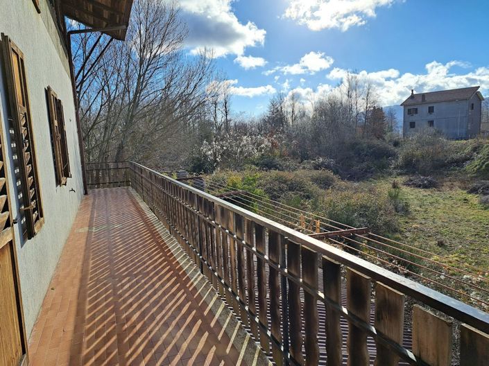 Image No.3-6 Bed House for sale