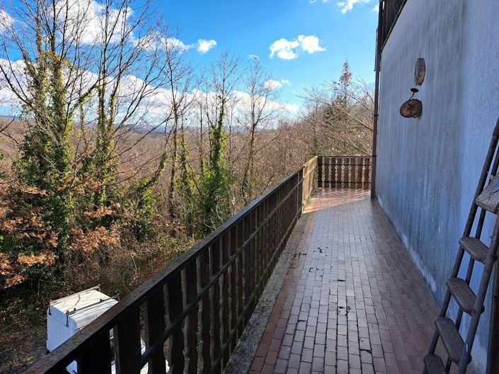 Image No.4-6 Bed House for sale