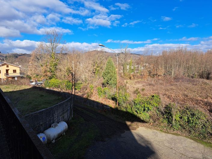 Image No.40-6 Bed House for sale