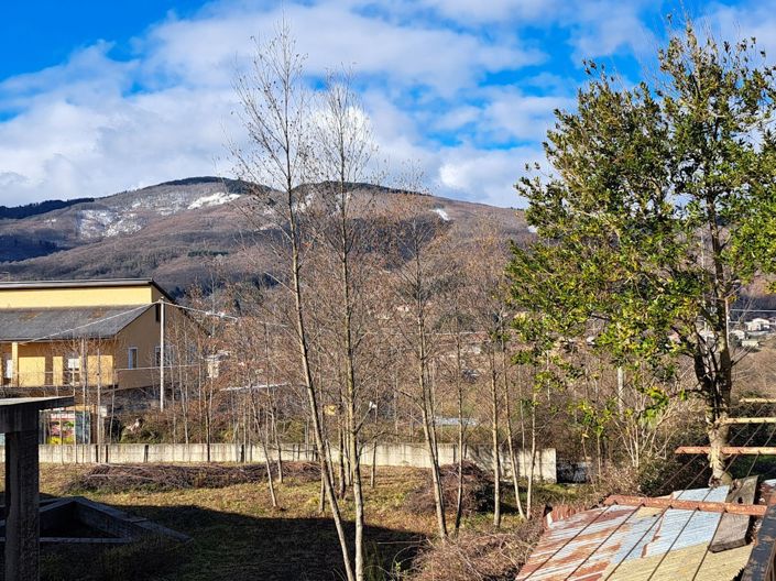 Image No.42-6 Bed House for sale