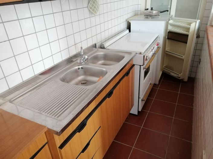 Image No.9-2 Bed Property for sale