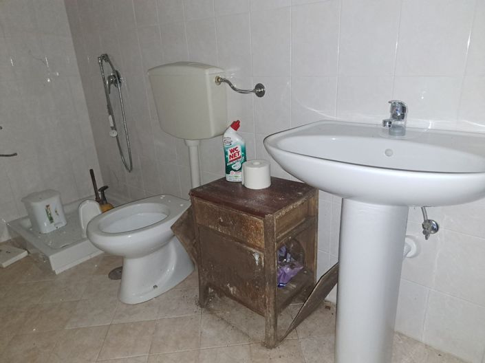 Image No.9-2 Bed Farmhouse for sale