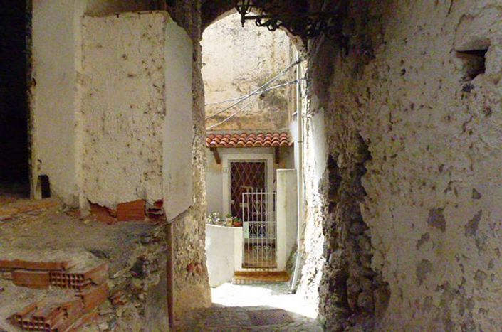 Image No.8-1 Bed Property for sale