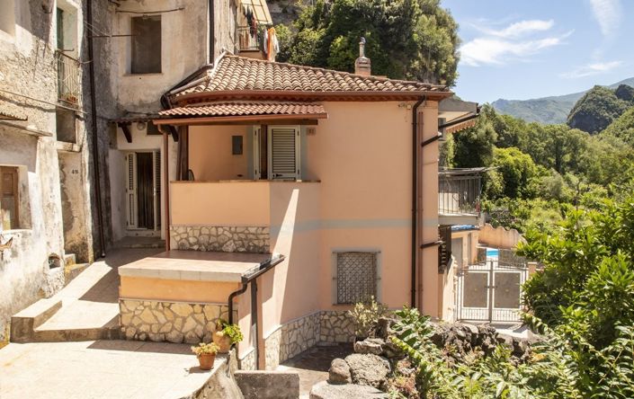 Image No.11-3 Bed Villa for sale