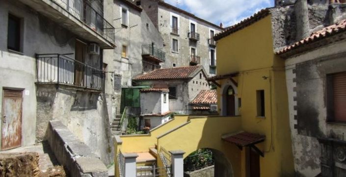 Image No.4-1 Bed House for sale