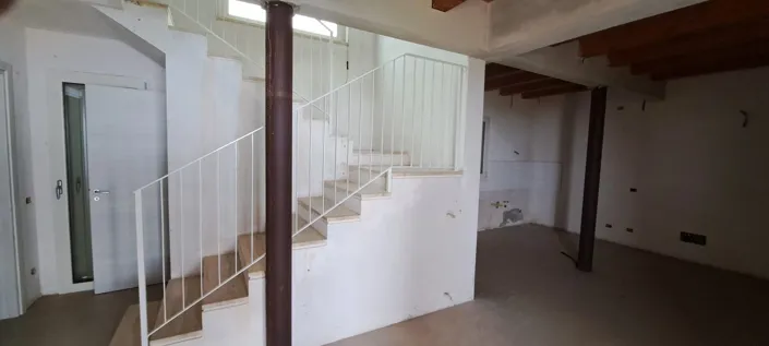 Image No.32-4 Bed Villa for sale