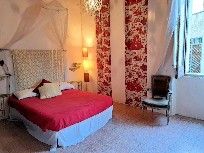 Image No.13-2 Bed Property for sale