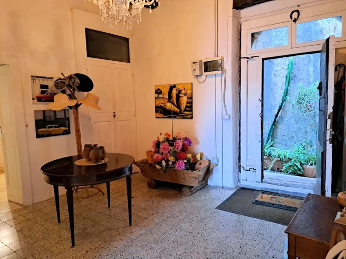 Image No.21-2 Bed Property for sale