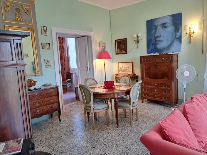 Image No.27-2 Bed Property for sale