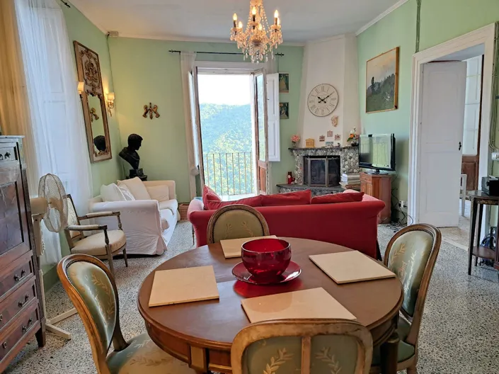 Image No.30-2 Bed Property for sale