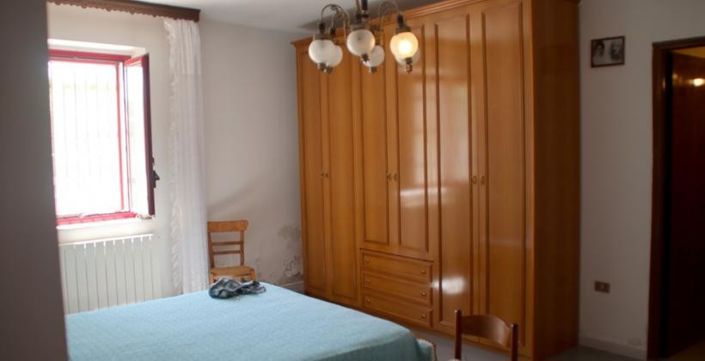 Image No.5-Bungalow de 3 chambres à vendre à Calabre