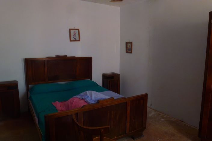 Image No.15-2 Bed House for sale