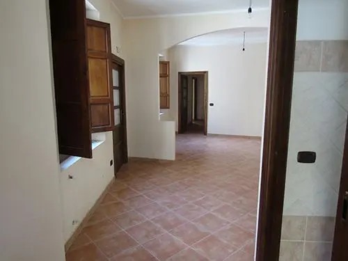 Image No.12-2 Bed Property for sale