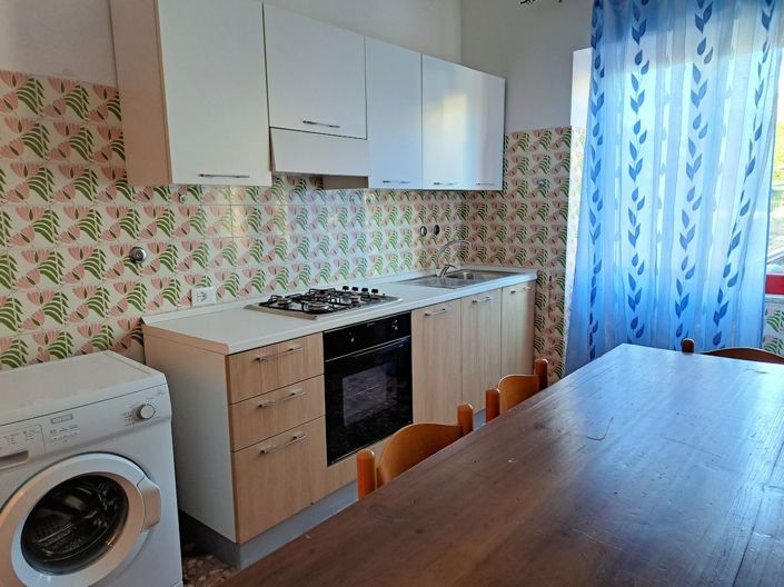 Image No.17-3 Bed Apartment for sale