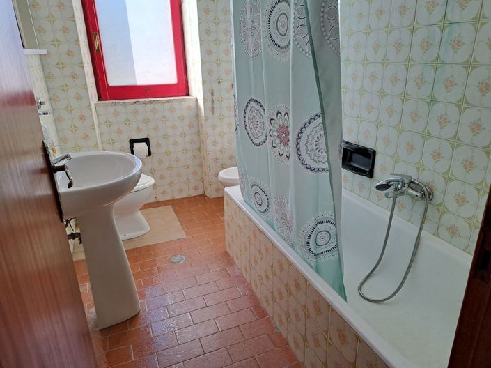 Image No.3-3 Bed Apartment for sale