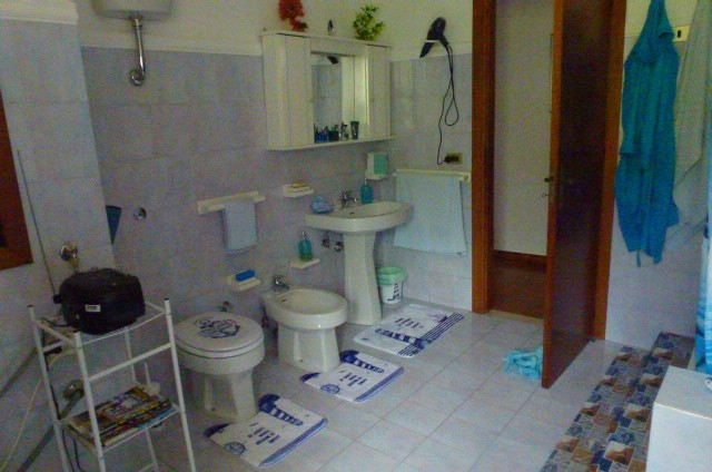 Image No.13-4 Bed Villa for sale