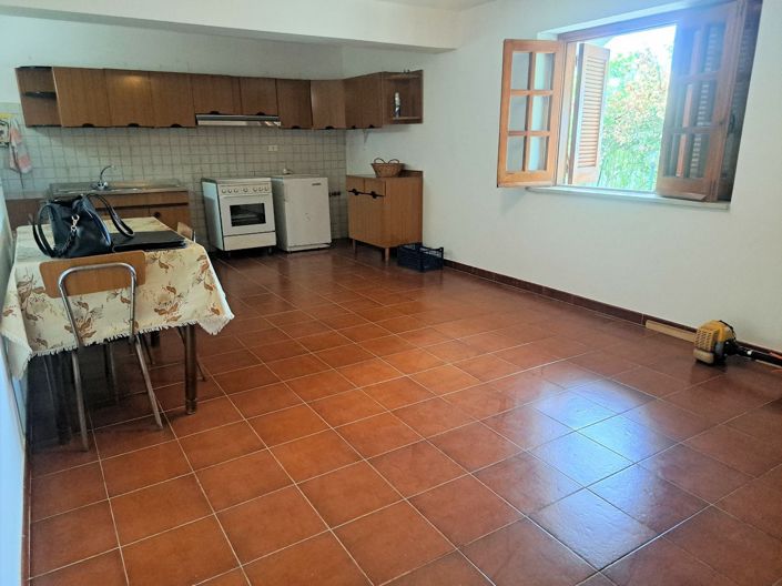 Image No.14-4 Bed House for sale