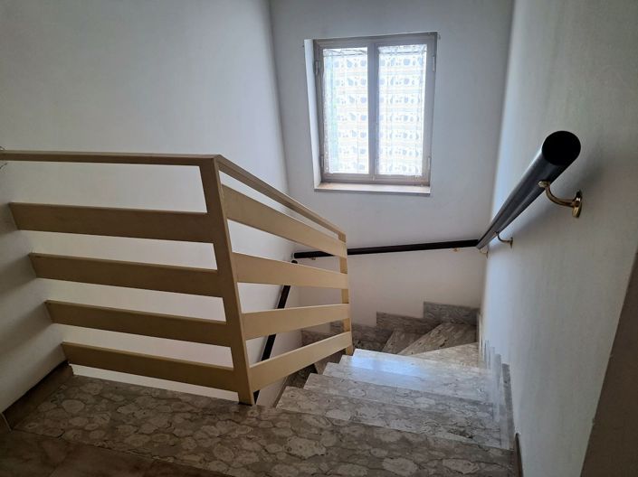 Image No.23-4 Bed House for sale