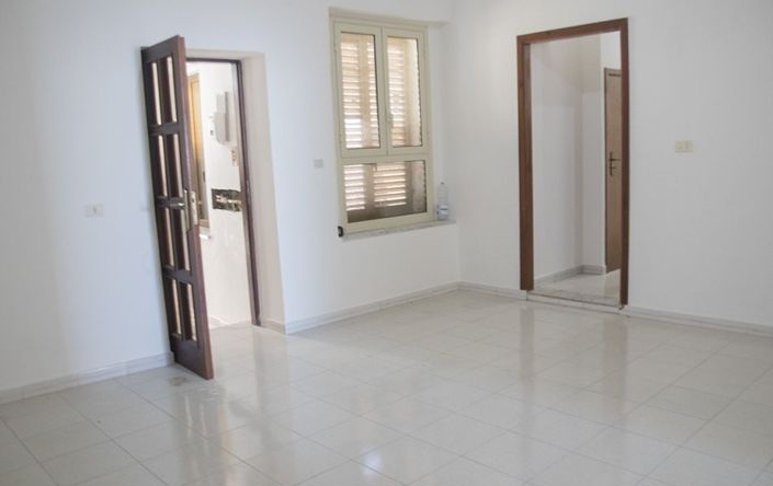 Image No.11-2 Bed Property for sale