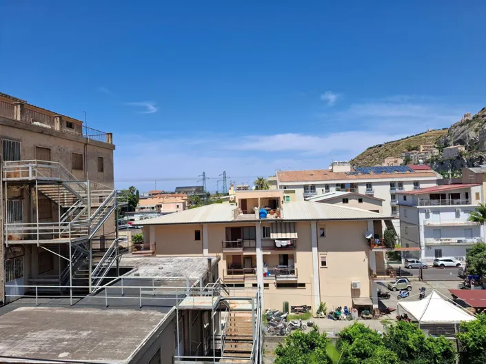 Image No.43-2 Bed Apartment for sale