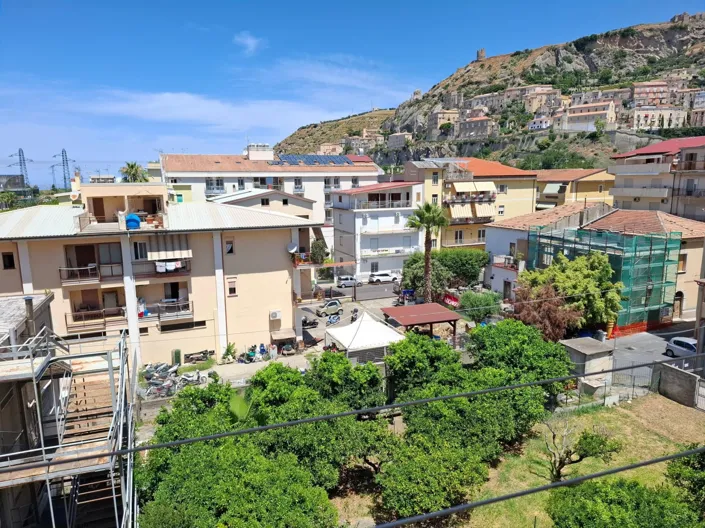 Image No.45-2 Bed Apartment for sale