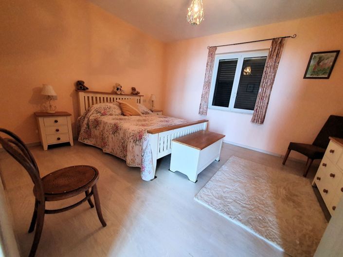 Image No.5-2 Bed Villa for sale