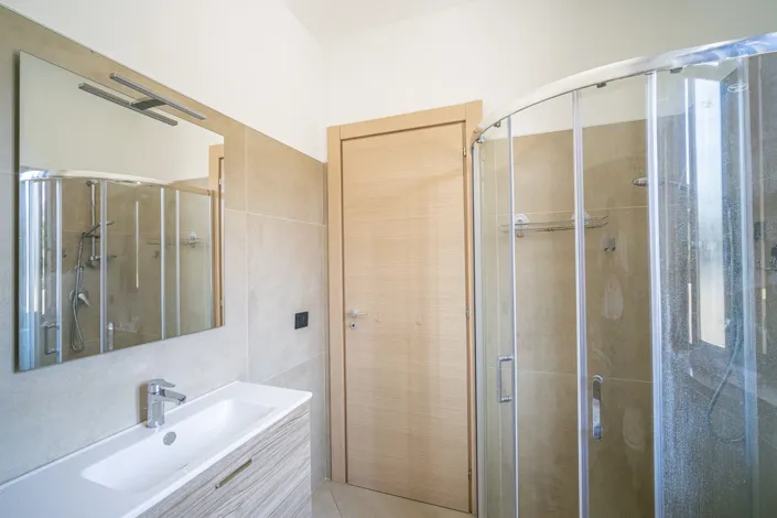 Image No.5-3 Bed Villa for sale