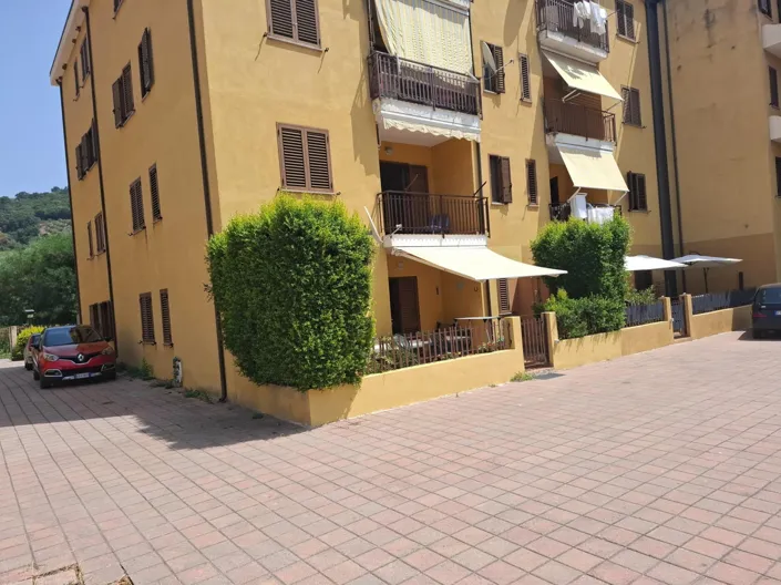 Image No.21-2 Bed Apartment for sale