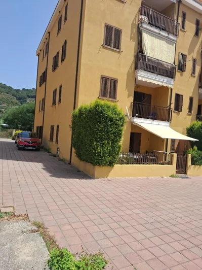 Image No.22-2 Bed Apartment for sale