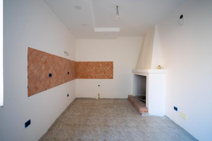 Image No.1-2 Bed Townhouse for sale