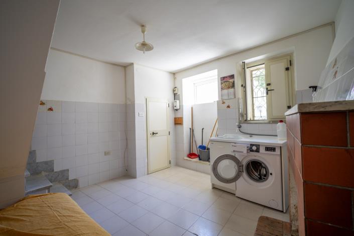 Image No.3-3 Bed Townhouse for sale