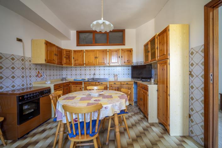 Image No.6-3 Bed Townhouse for sale