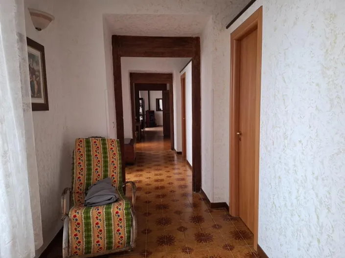 Image No.12-4 Bed Apartment for sale