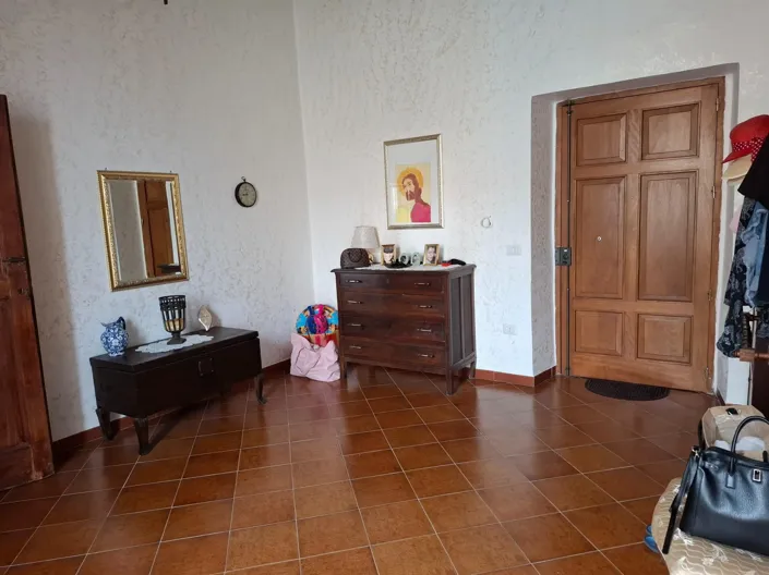 Image No.14-4 Bed Apartment for sale