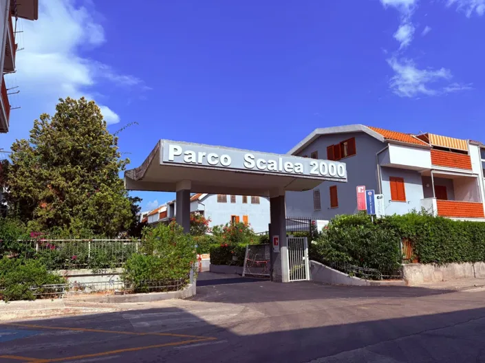 Image No.1-2 Bed Apartment for sale