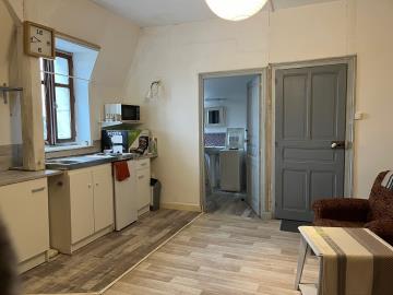 6456_immo_berthou_la_coquille_immeuble_bourg_2_locals_appartements--11-