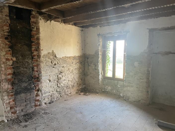 Image No.12-4 Bed House for sale