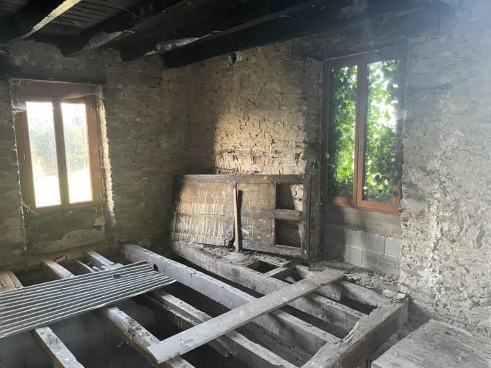 Image No.13-4 Bed House for sale