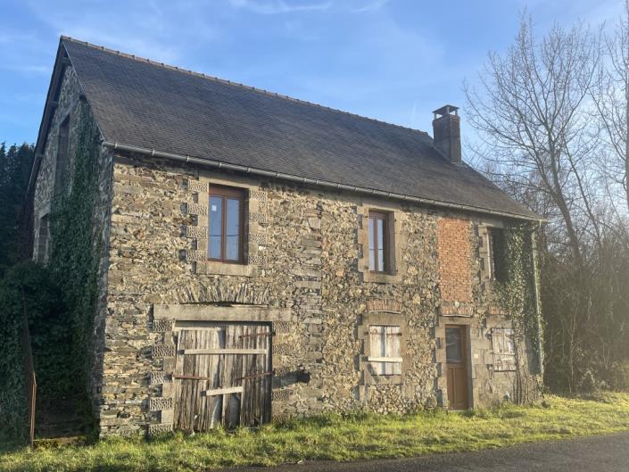 Image No.2-4 Bed House for sale